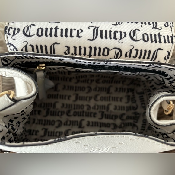 JUICY COUTURE Bag Stay in Circle Mini Crossbody - Ivory Cream Angel Deboss NWT - Picture 10 of 11